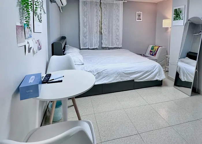 비앤비 405 B&B 4*